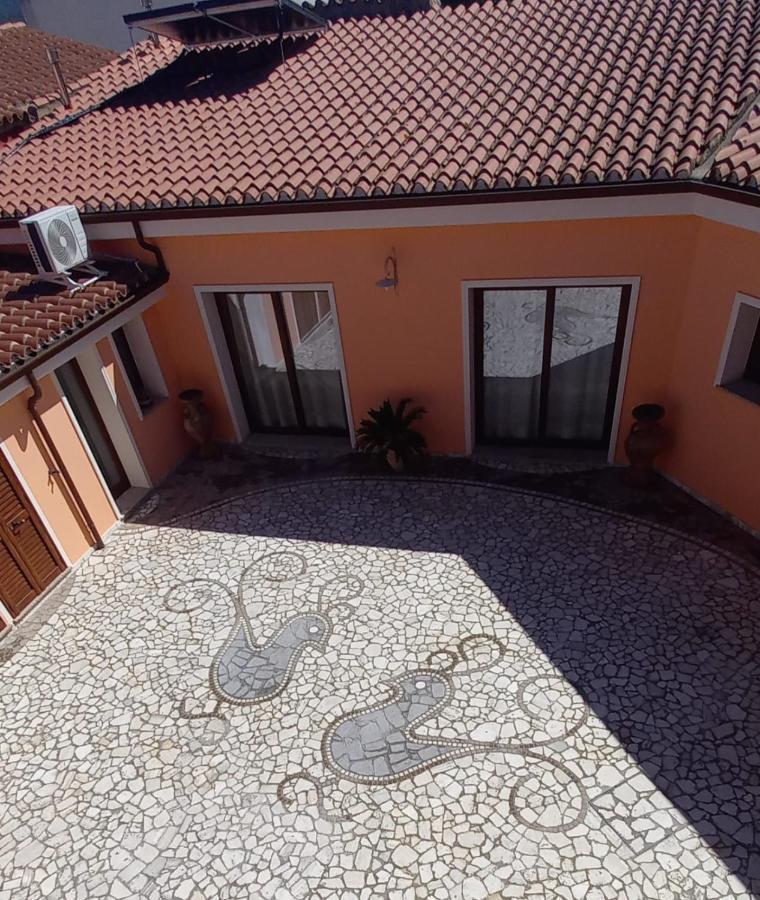 B&B Il Mandorlo San Vito  Bagian luar foto