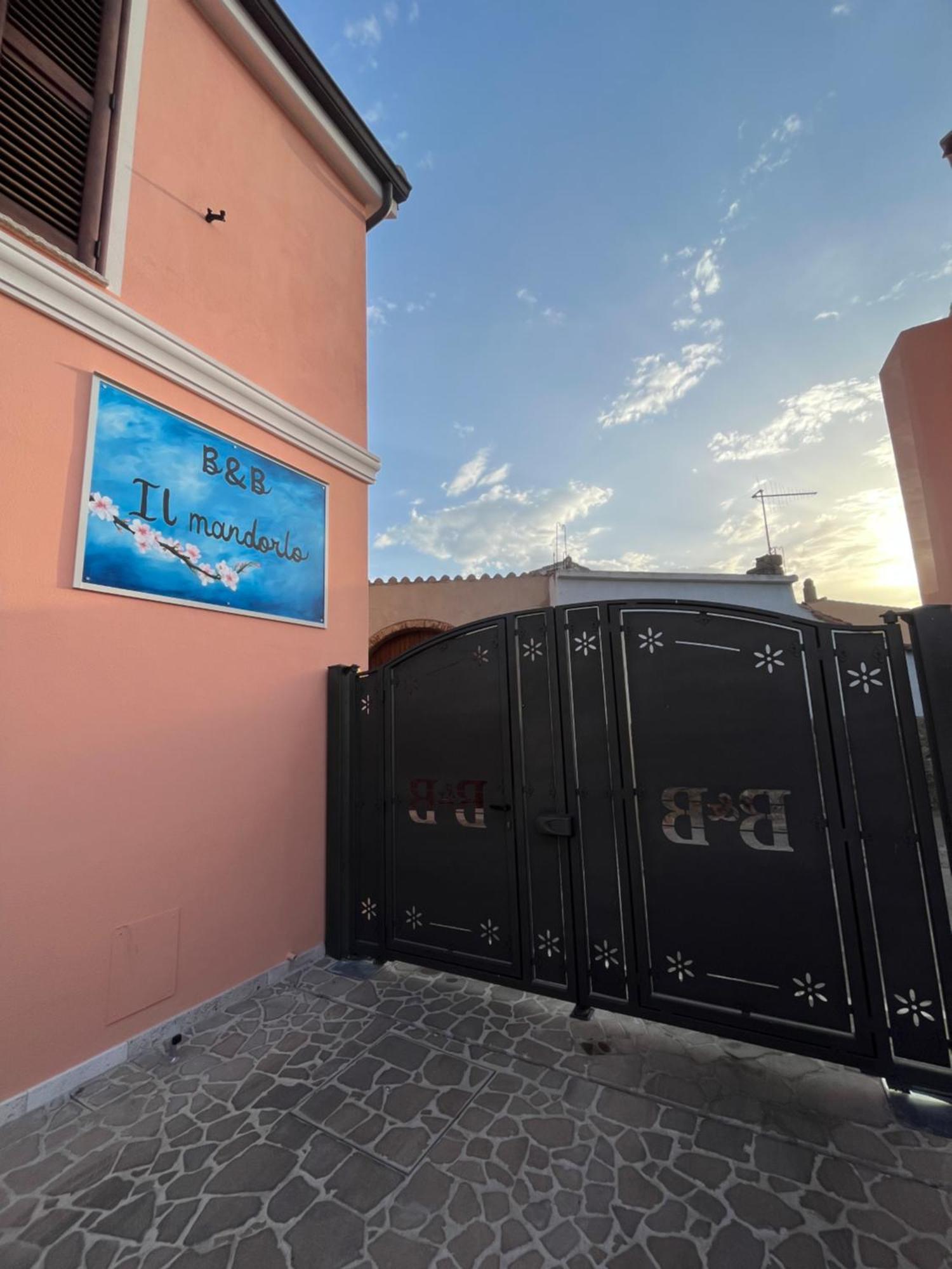 B&B Il Mandorlo San Vito  Bagian luar foto
