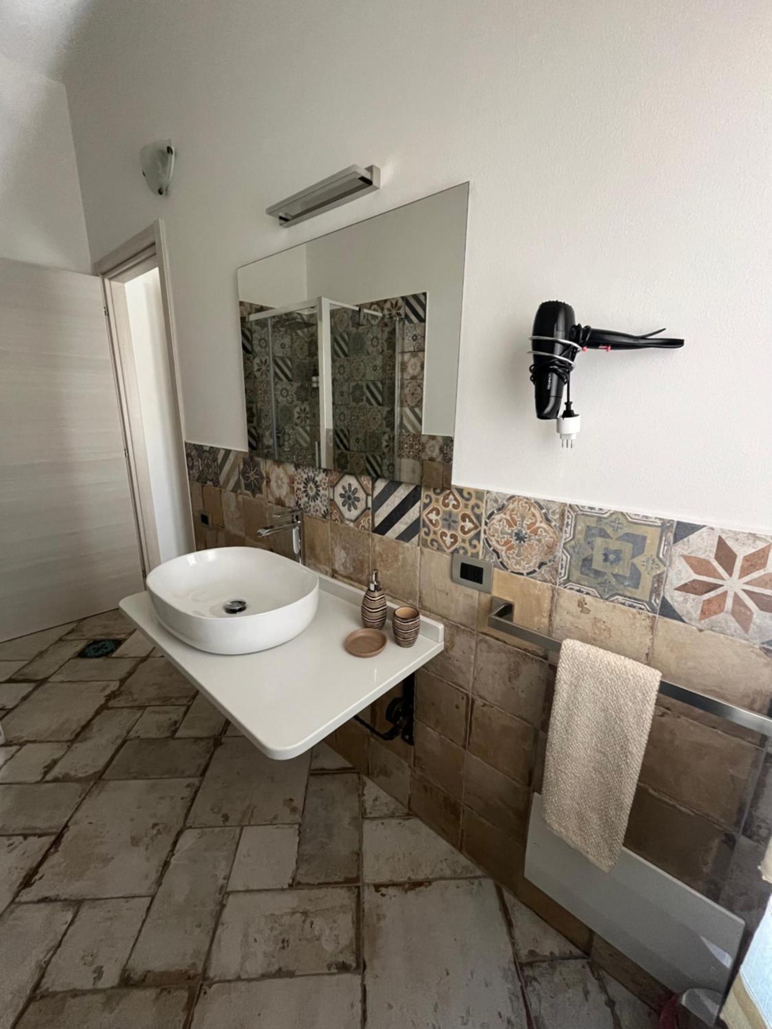 B&B Il Mandorlo San Vito  Bagian luar foto