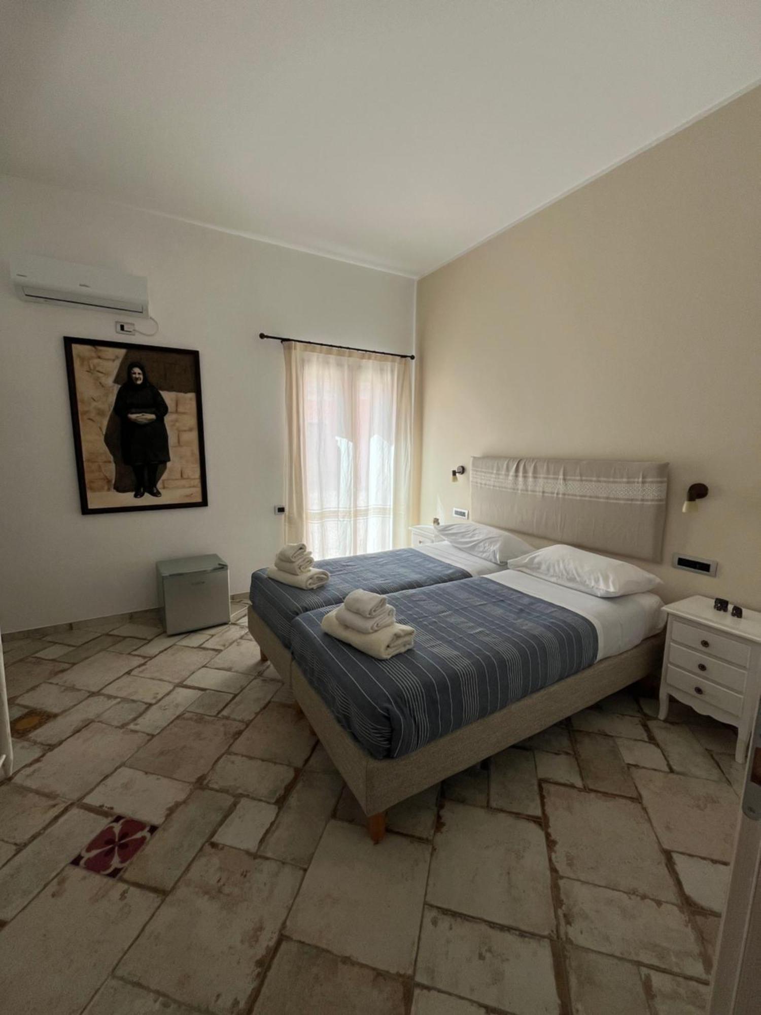 B&B Il Mandorlo San Vito  Bagian luar foto
